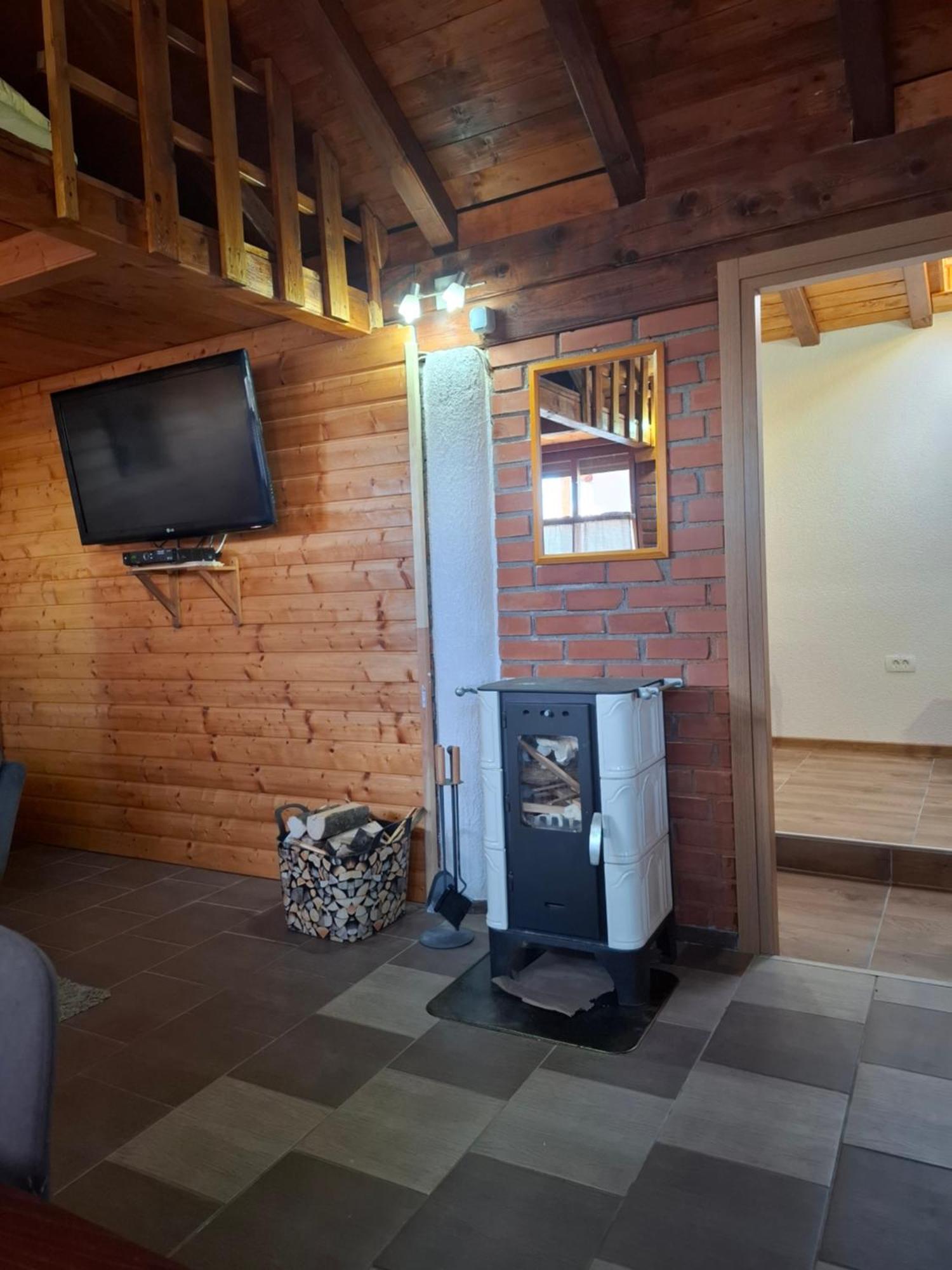 Apartment Kristic 2 Grabovac  Ngoại thất bức ảnh